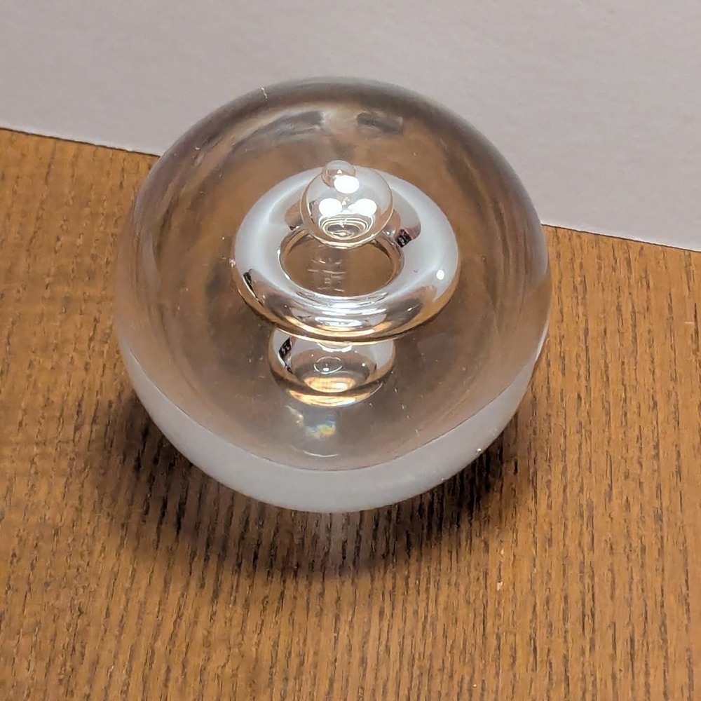 VTG Simon Pearce Paperweight Clear Glass Controlled Bubble Saturn Ring Orb Decor